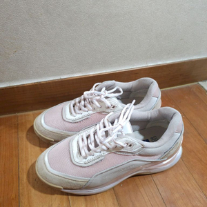 슈콤마보니 핑크 키높이 스니커즈