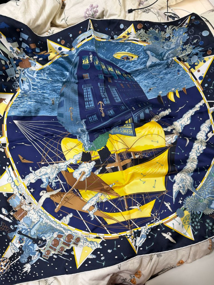 에르메스 까레 90 스카프 / 마린 퐁쎄 / 새상품 이미지