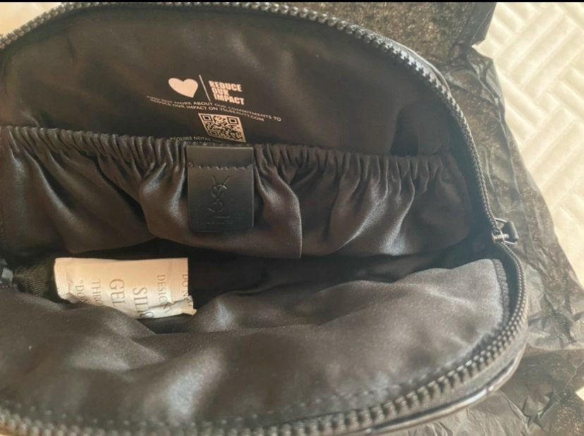 입생로랑 파우치--4