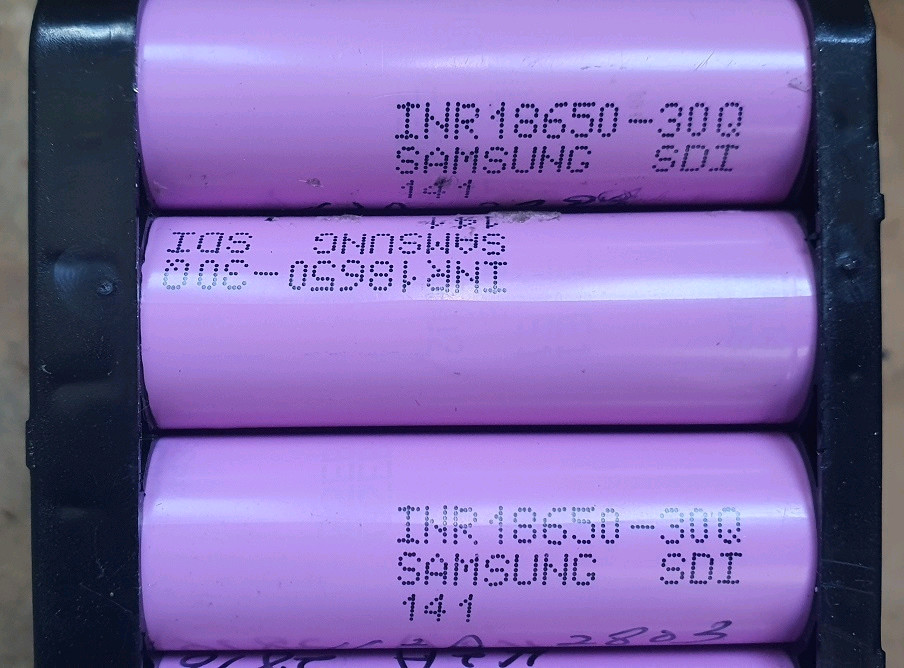 삼성 정품 셀을 사용한 마끼다 호환 배터리[18V 9A]--5