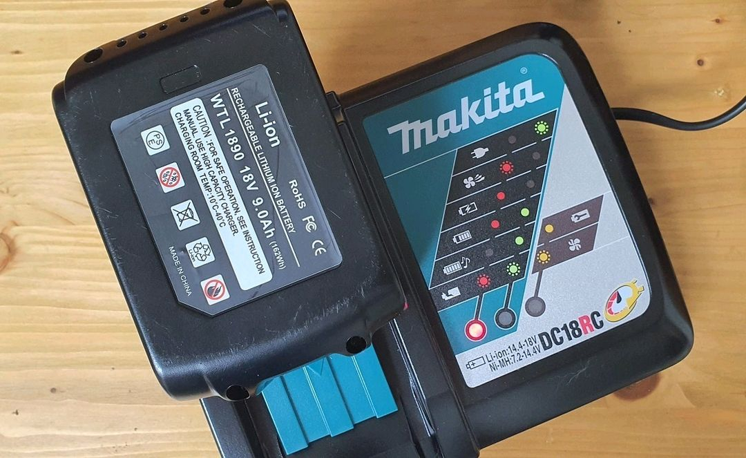 삼성 정품 셀을 사용한 마끼다 호환 배터리[18V 9A]--6