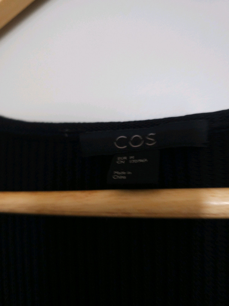 COS 니트 롱베스트--3