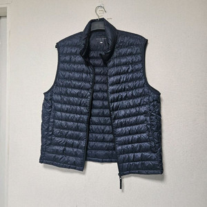 탑텐 남성 경량 구스다운 패딩 조끼 110~115호 네이비색 빅사이즈