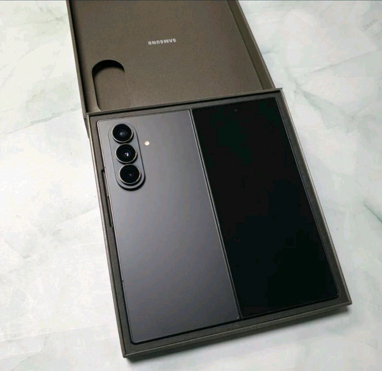 z폴드7 512GB *사기* 조심하세요! 직거래 합니다 못합니다 얘네들--2