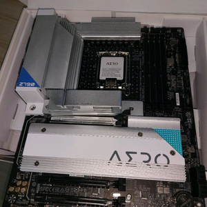 GIGABYTE Z790 AERO G 메인보드