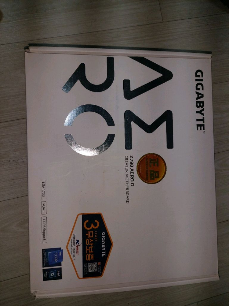 GIGABYTE Z790 AERO G 메인보드--1