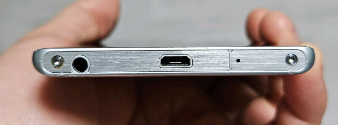 LG 클래스(F620) 실버 싸게 팝니다.--3