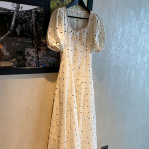 고걸 롱자수 원피스 L사이즈