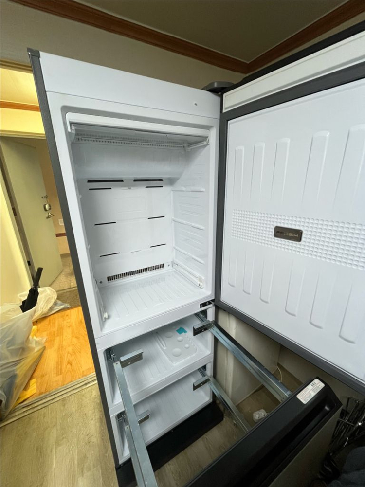 위니아 딤채 김치냉장고 330l 스탠드형 이미지