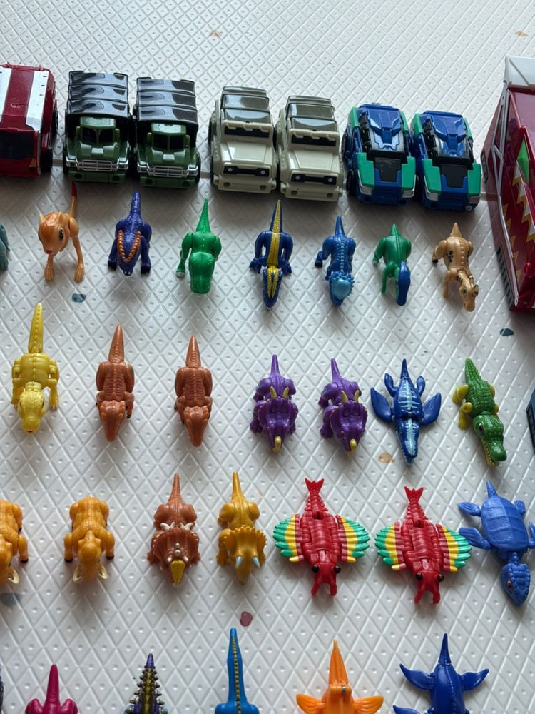 공룡메카드 장난감 일괄 이미지