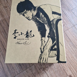 엔터베이(Enterbay) 이소룡 75년 기념 사망유희 피규어 새상품