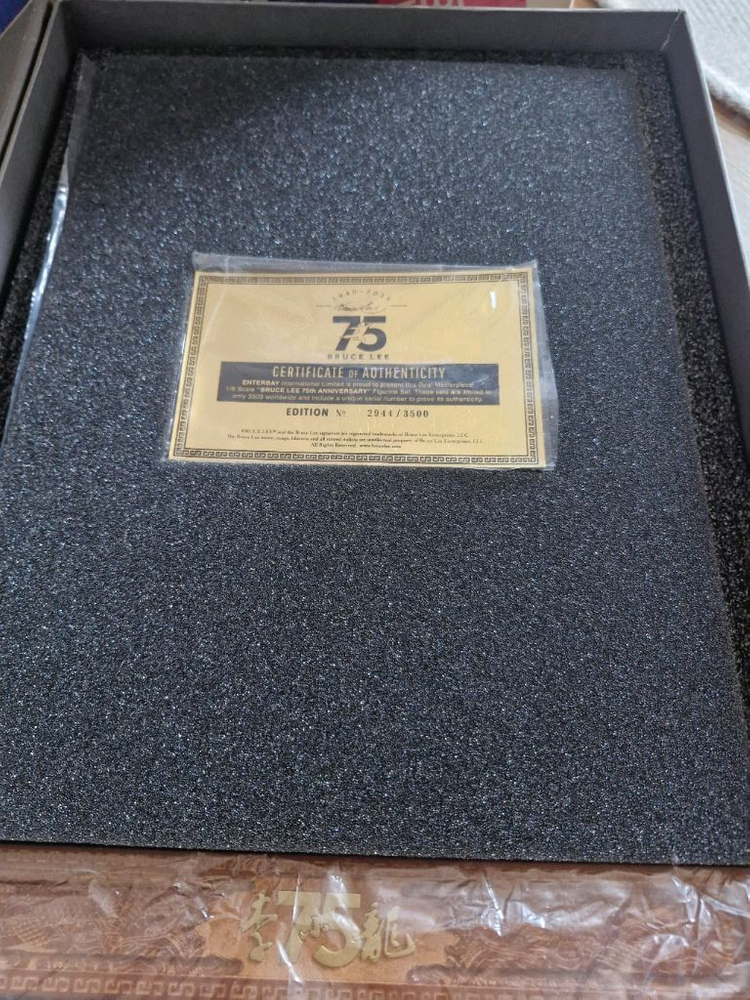 엔터베이(Enterbay) 이소룡 75년 기념 사망유희 피규어 새상품--1