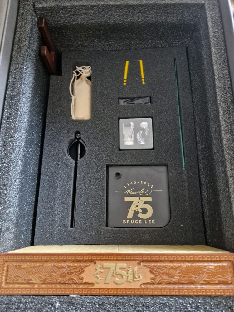 엔터베이(Enterbay) 이소룡 75년 기념 사망유희 피규어 새상품--5