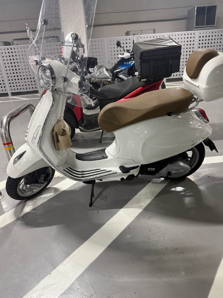 베스파 프리마베라 125 2024년형 이미지