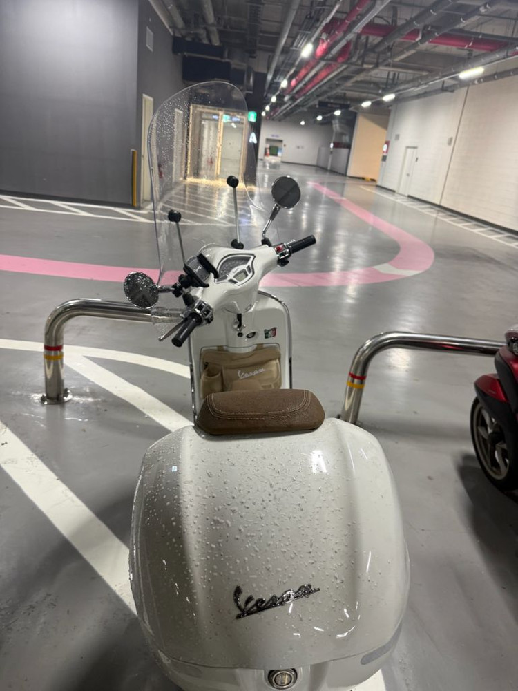 베스파 프리마베라 125 2024년형 이미지