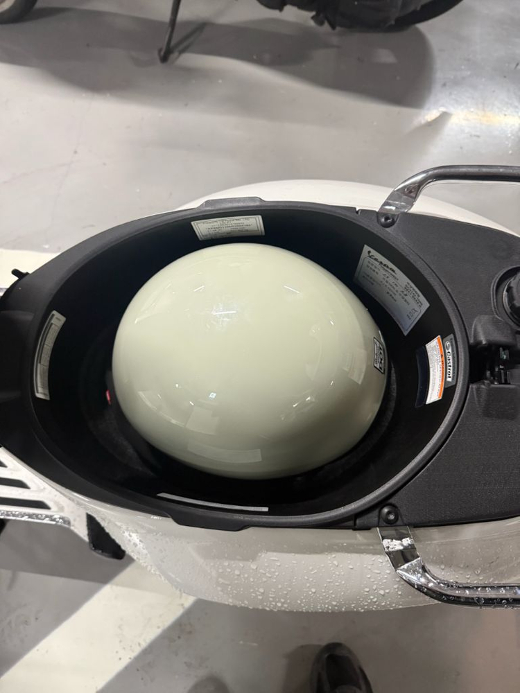 베스파 프리마베라 125 2024년형 이미지