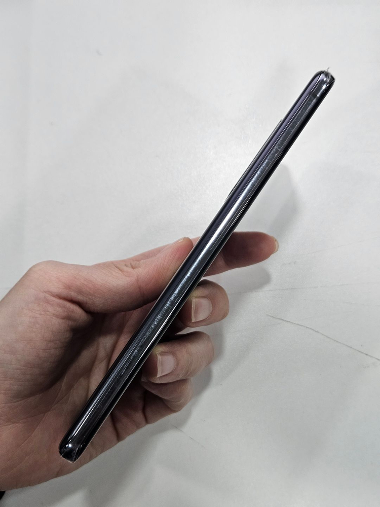 갤럭시 퀀텀2 128GB C급--1