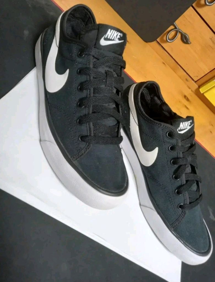 여성 나이키 프리모 코트 운동화 캔버스화 (235) 이미지