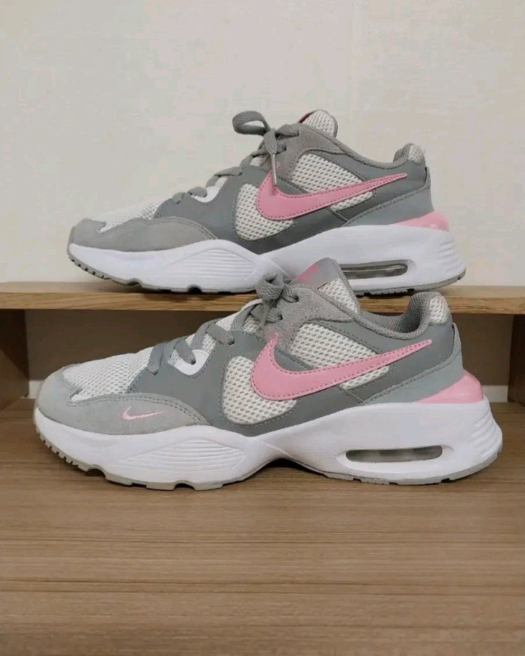 여성 나이키 에어맥스 퓨전 GS 런닝화, 운동화 (255) 이미지