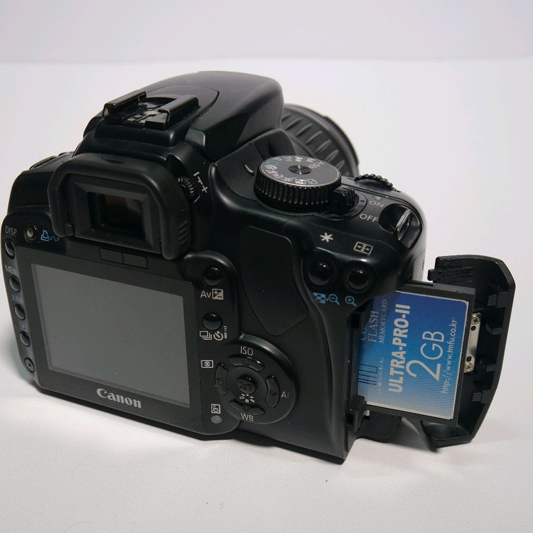 캐논 EOS 400D DSLR + 18-55m 번들렌즈 이미지