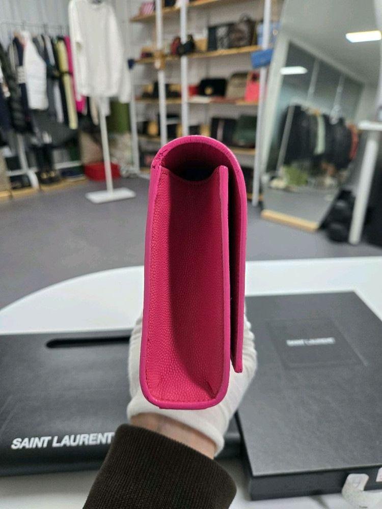 [40%할인] 입생로랑 카산드라 클러치백--2