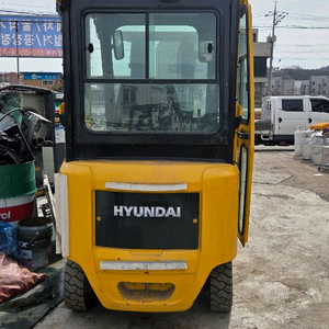 현대 지게차 2.5톤 이미지