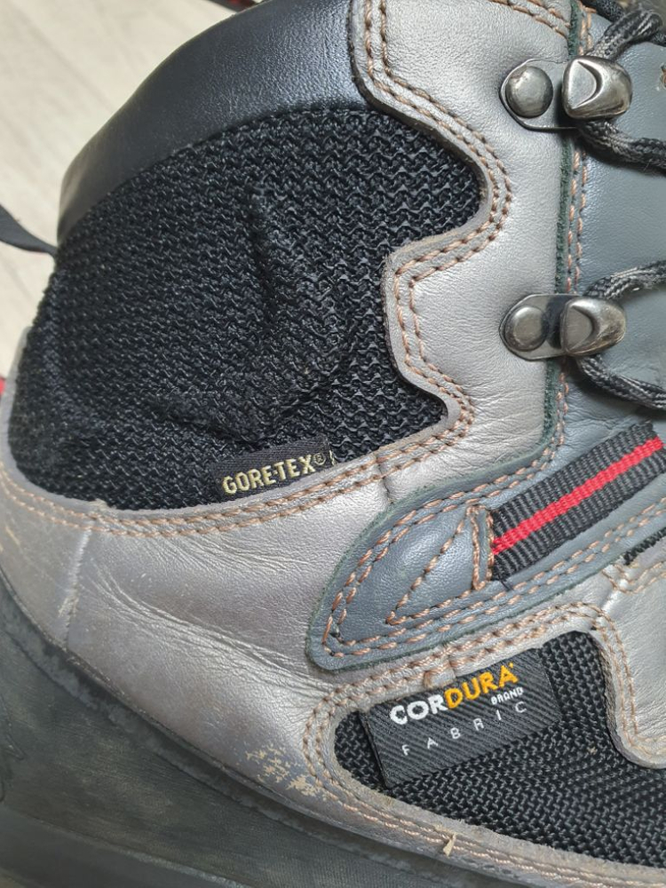 270 블랙야크 고어텍스 등산화 트레킹화 270 좋아요 이미지