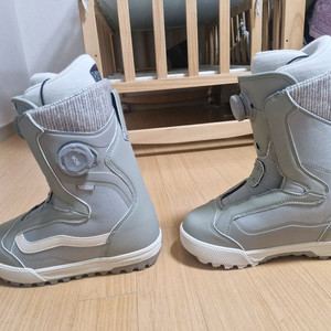 (미사용 새상품) 반스 엔코어 프로 225 스노우보드 부츠 (여성용 더블보아, 구매내역O)