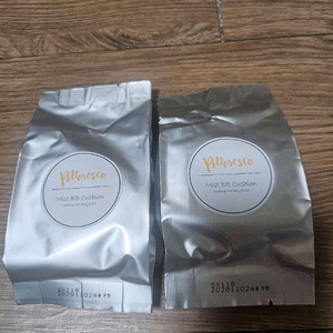 피토레스코 미스트쿠션 본품/리필(새상품) 2만5천원