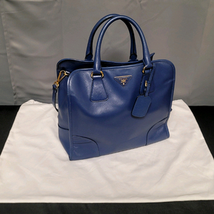 프라다 가방,크로스백토트백(디올샤넬보테가루이비통구찌셀린느생로랑발렌시아가)