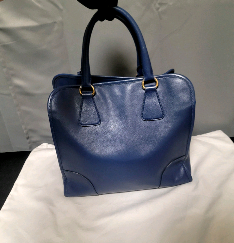 프라다 가방,크로스백토트백(디올샤넬보테가루이비통구찌셀린느생로랑발렌시아가)--3