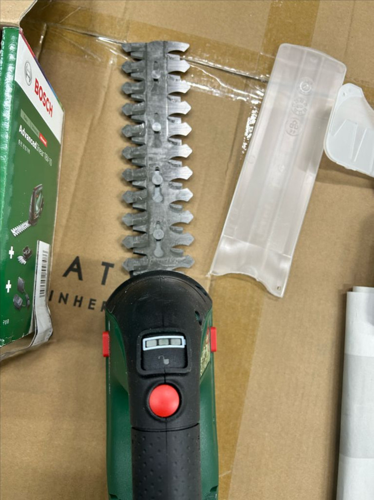 보쉬 AdvancedShear 18V-10 잔디/정원 가위 판매합니다 이미지