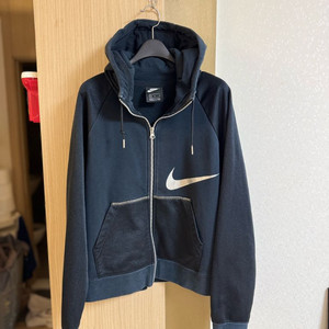 NIKE 여성 후드자켓(M사이즈)(엣찌있는 디자인)