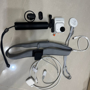 인스타360 go 울트라 러닝 번들 팝니다(가격다운)