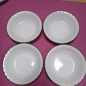 코렐 많아요 오목한 접시 4개일괄판매
