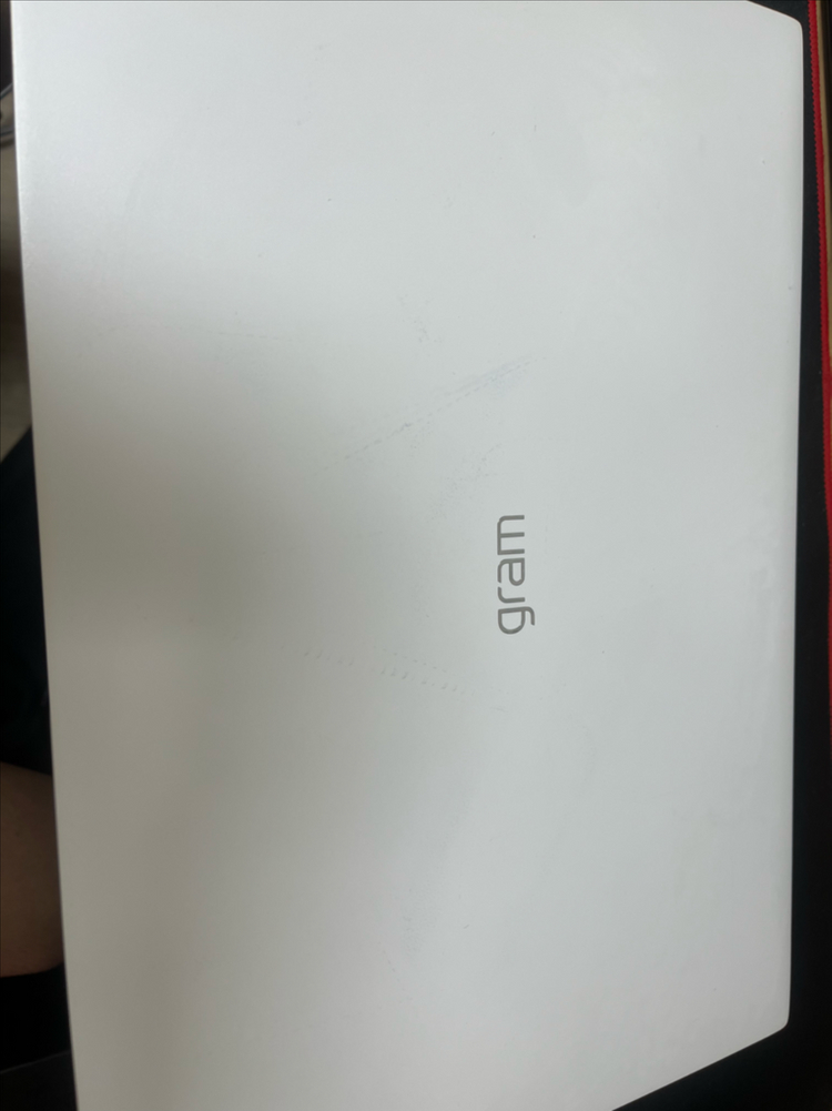 LG 17인치 그램 노트북, i5-8265U, 8GB RAM--2