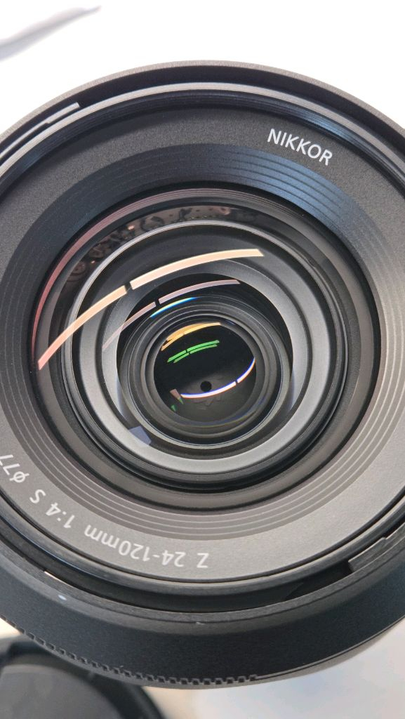 니콘 Z 24-120mm F4 S 렌즈 판매합니다 이미지