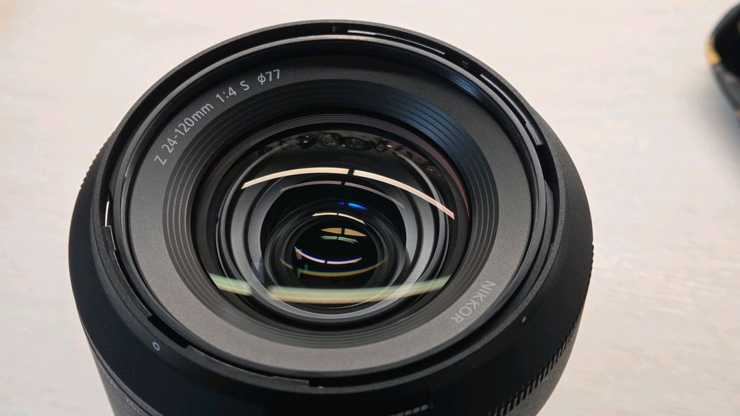 니콘 Z 24-120mm F4 S 렌즈 판매합니다 이미지