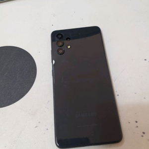 갤럭시A32 이미지