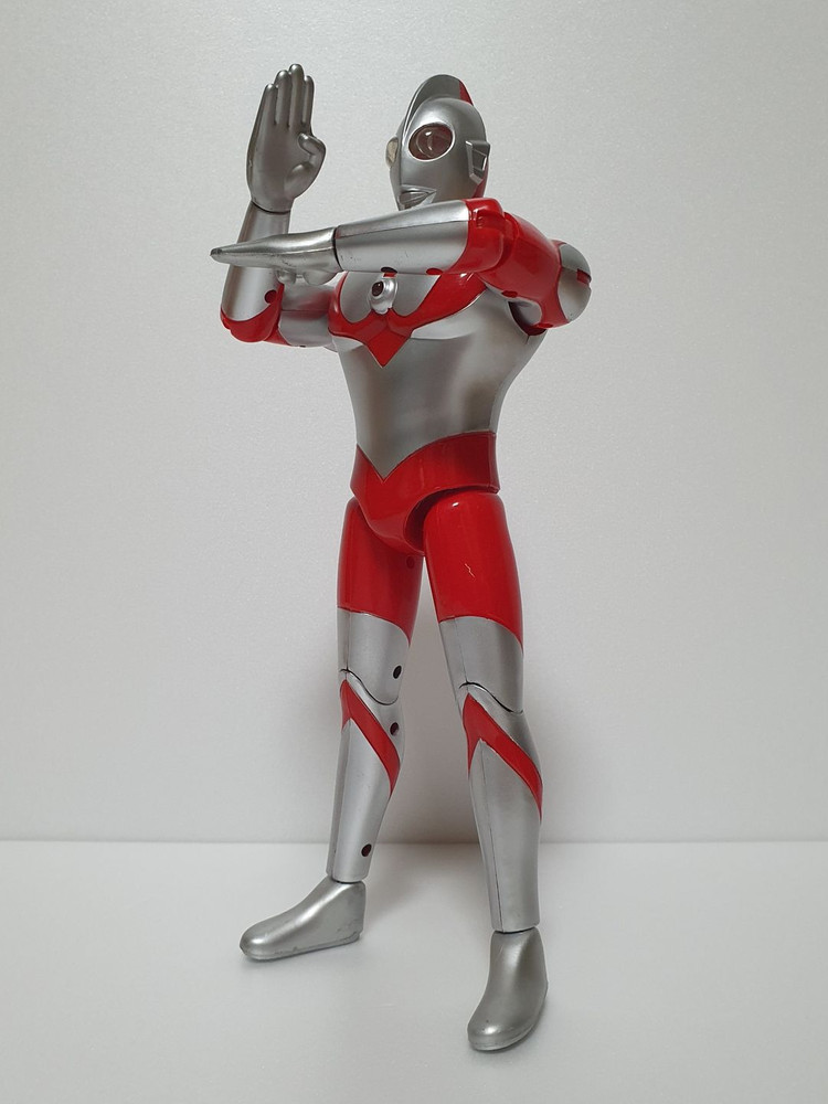 1/6 12인치 울트라맨 Ultraman 관절 가동 피규어 완구 발광 음성기믹 상태 깨끗 초대 울트라맨 신품급--1