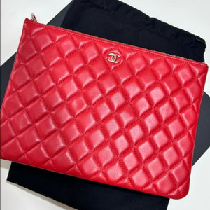 샤넬 클러치 미듐 (레드, 샴페인골드)