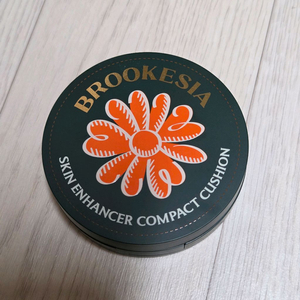 브룩시아BROOKESIA 스킨 컴팩트 쿠션 매트1.5호(다른 퍼프1개 동봉)