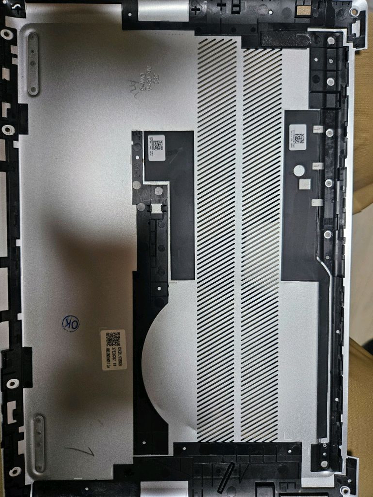 IdeaPad Slim 5 14IRL8 하판--2