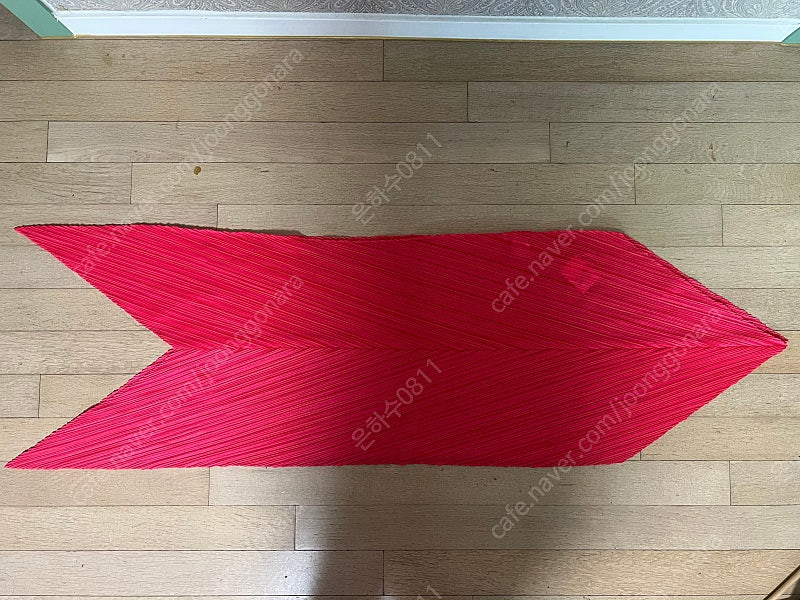 플리츠플리즈 팜 스카프 이미지