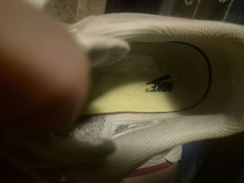 나이키 에어포스원 유틸리티 정품. 235-240--4