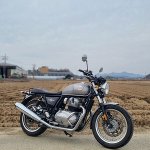 로얄엔필드 인터셉터 650 20년식/4천대키로수/급매