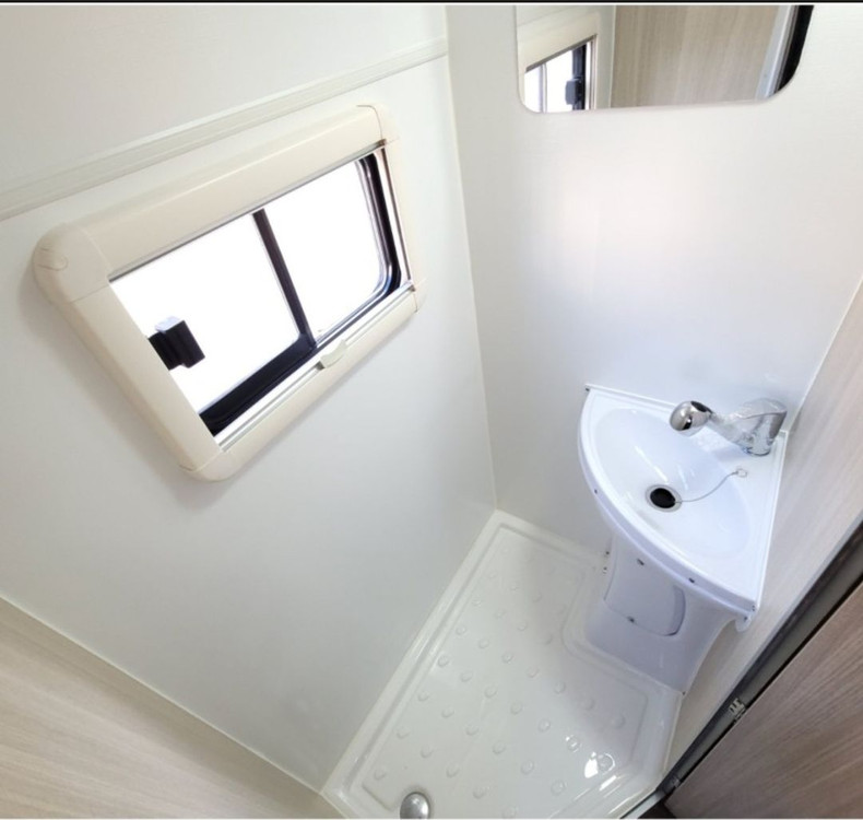 370LQ 카라반 판매합니다 이미지