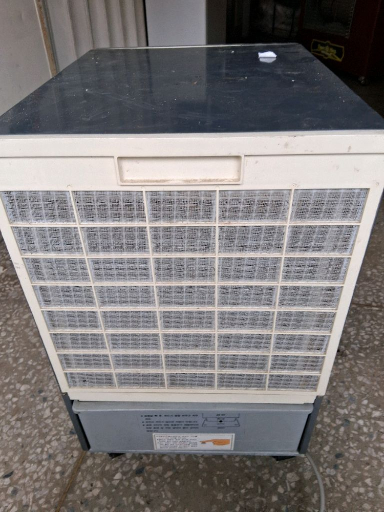 코모 제습기 40리터 산업용 공업용 업소용 제습기 수리해서 사용하실분--5