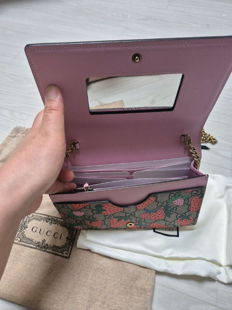 구찌 스트로베리 woc 이미지