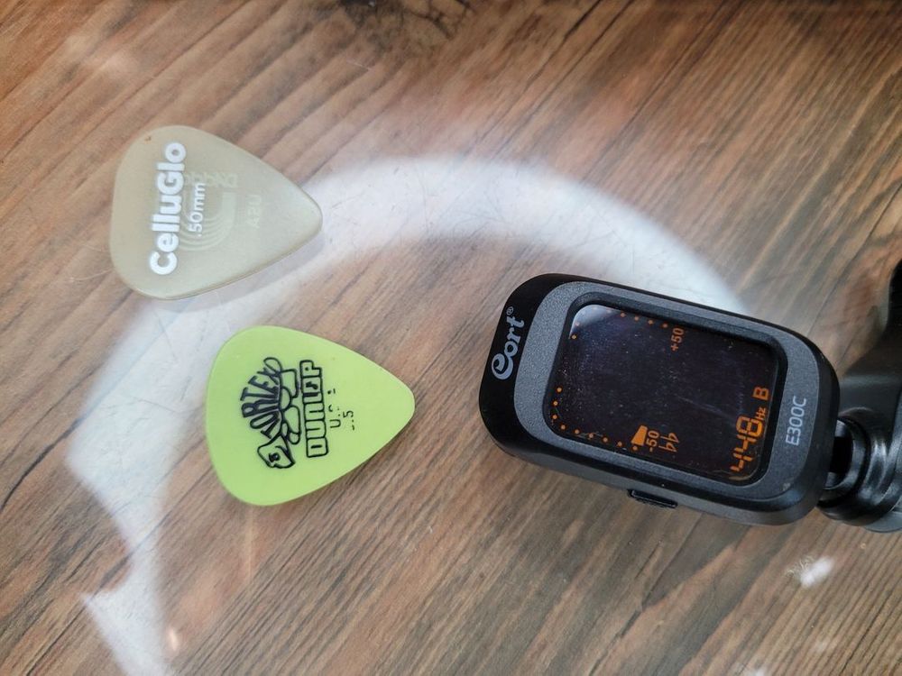 콜트 CORT 통기타 가방 접이식 보면대 조율기 국산입문가벼움가성비 이미지